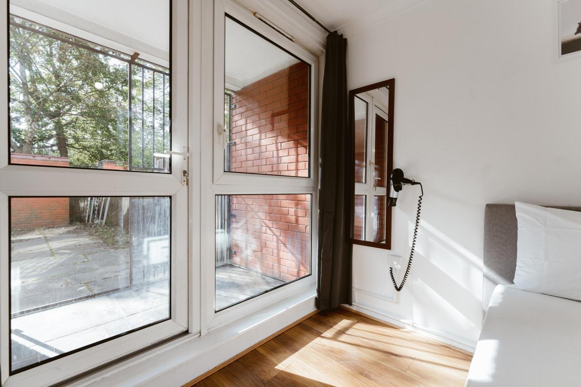 Shadwell Double Room - 13 London Ngoại thất bức ảnh