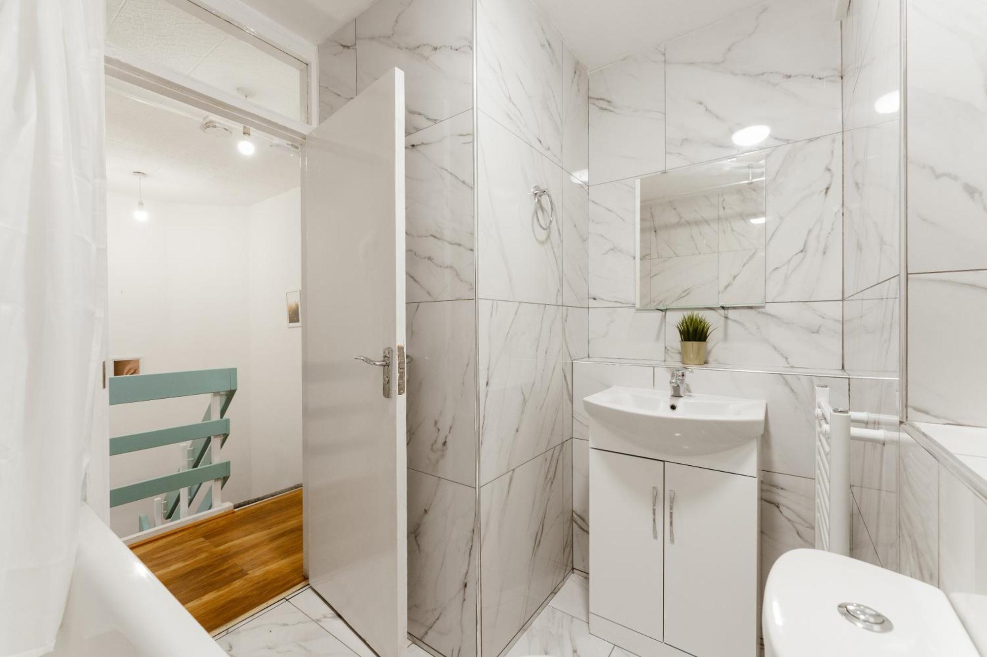 Shadwell Double Room - 13 London Ngoại thất bức ảnh